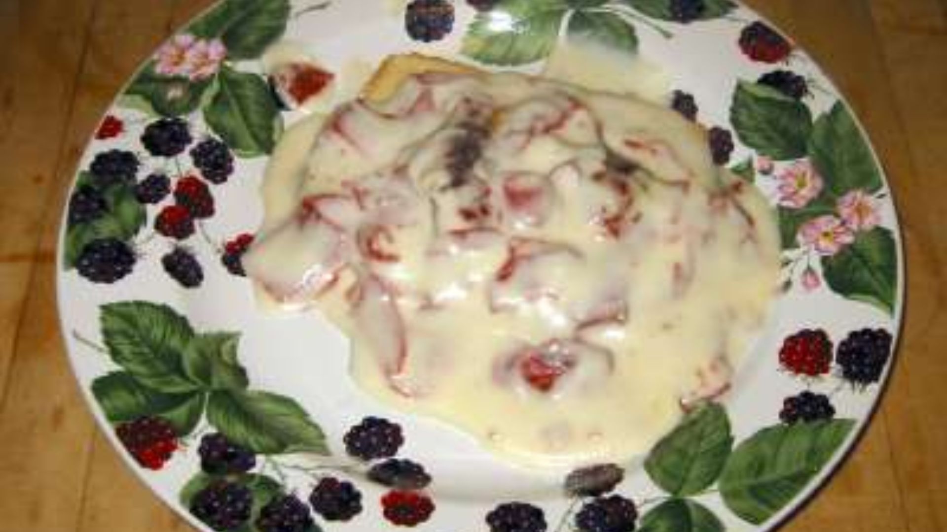 6. Tranches de pain grillées garnies de morceaux de bœuf à la crème