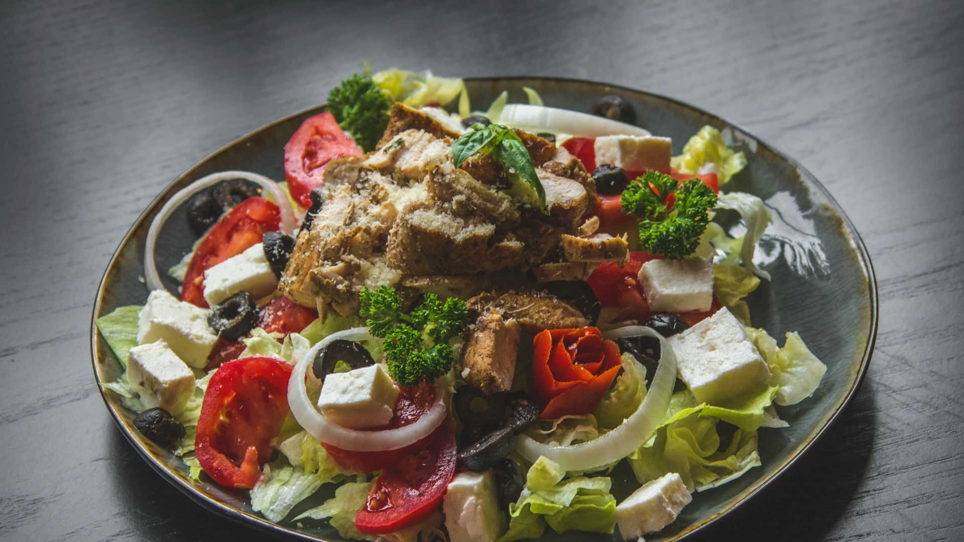 14. Salade de poulet à la grecque