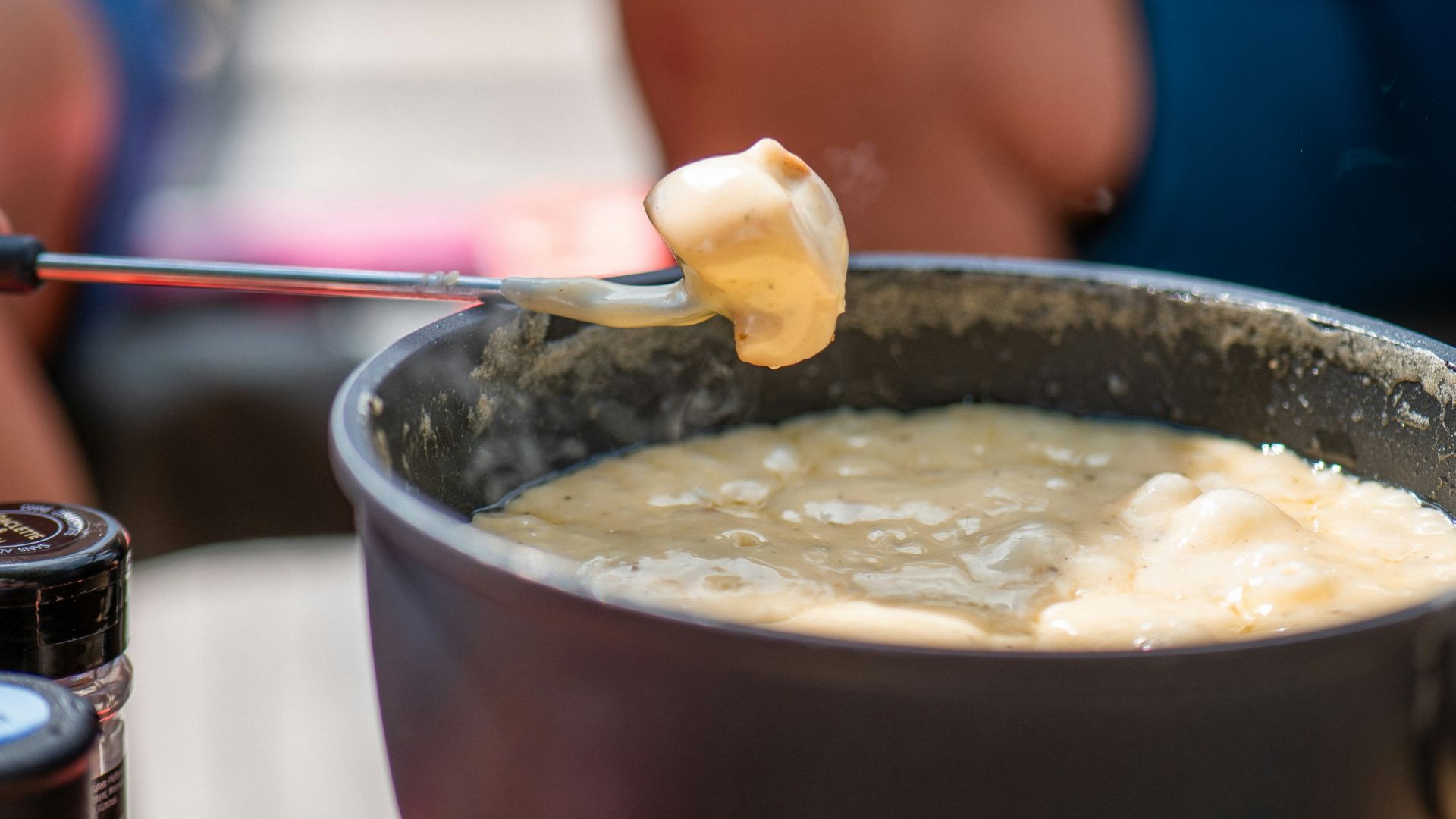 2. Rencontres autour d'un caquelon à fondue interactif