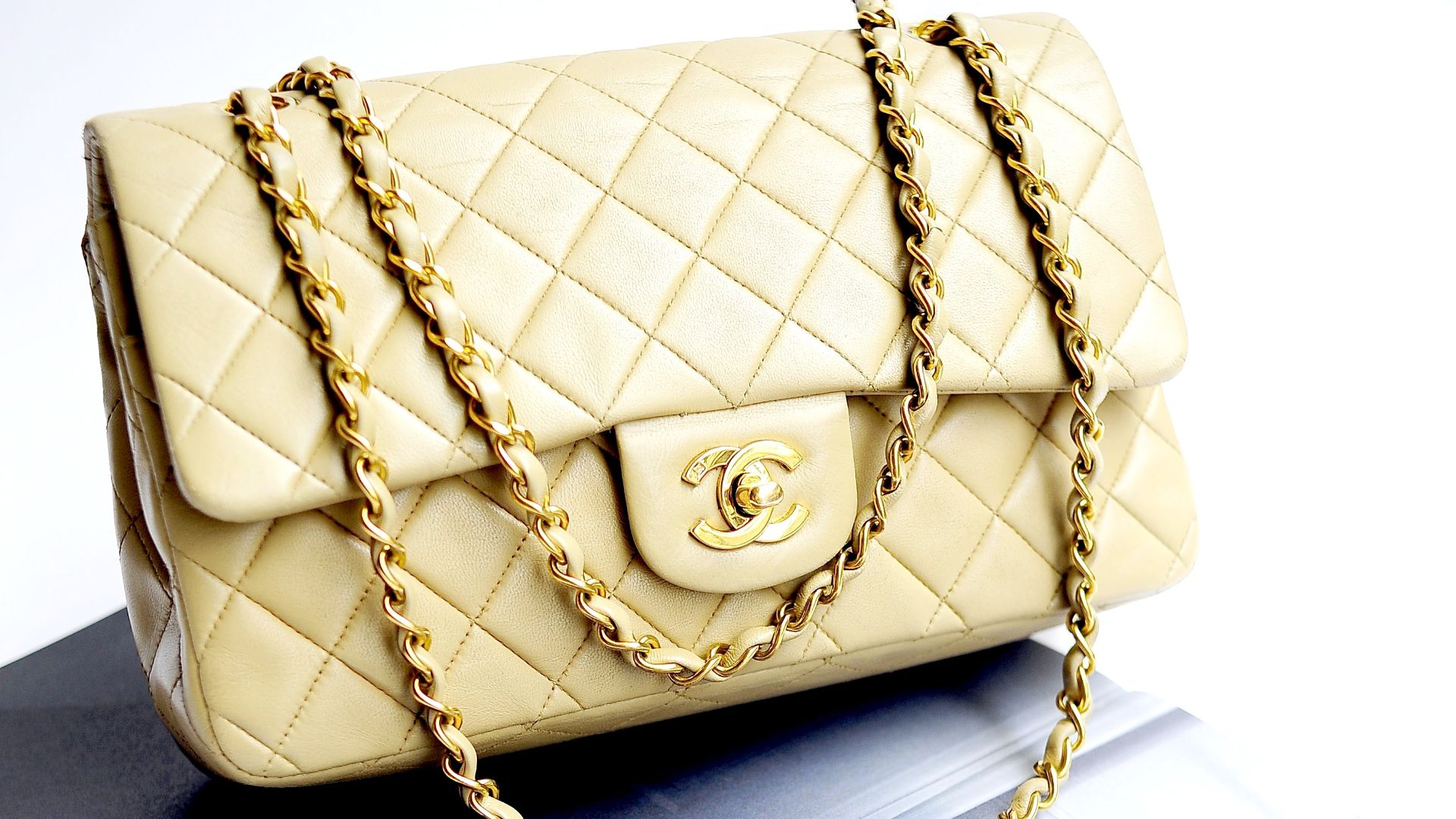 4. Chanel 2.55