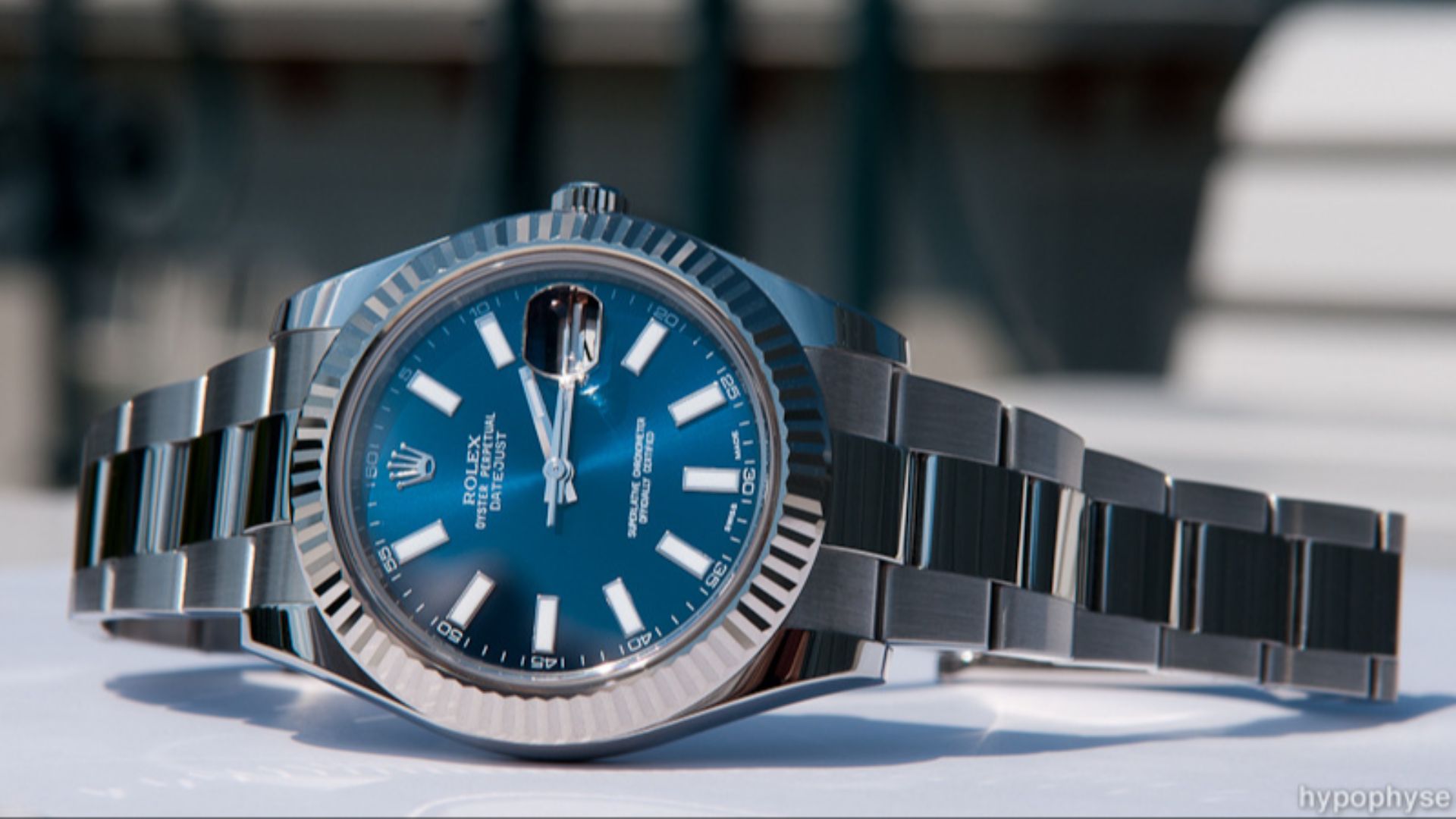 2. Une Rolex Oyster Perpetual, réf. 1002