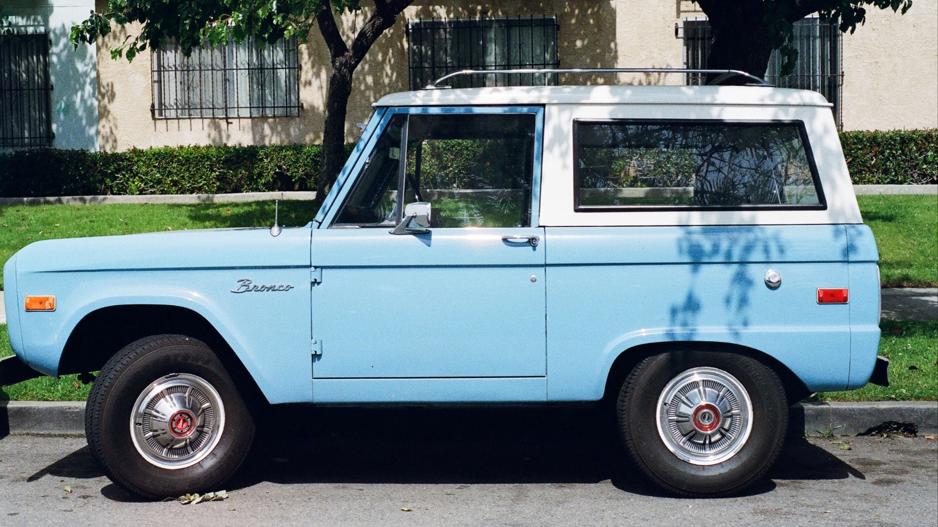 9. Ford Bronco deux portes
