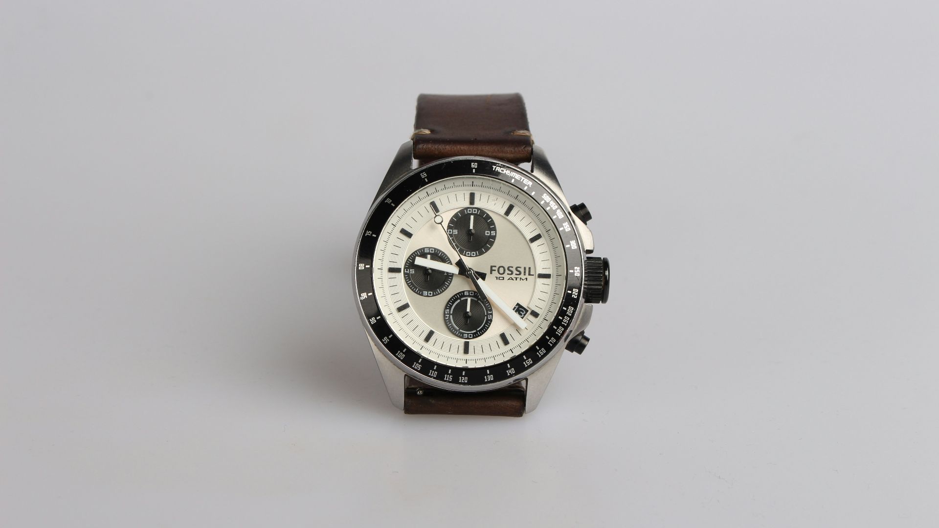 7. Une montre-bracelet classique