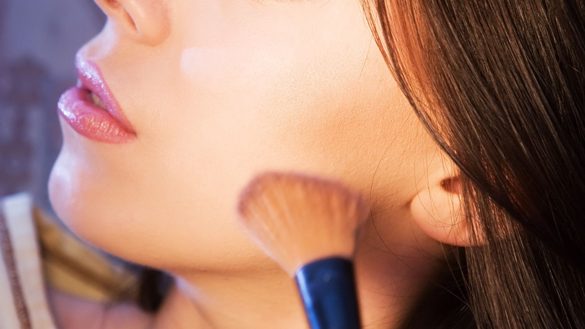 9. Privilégiez les tons chauds plutôt que les contours marqués