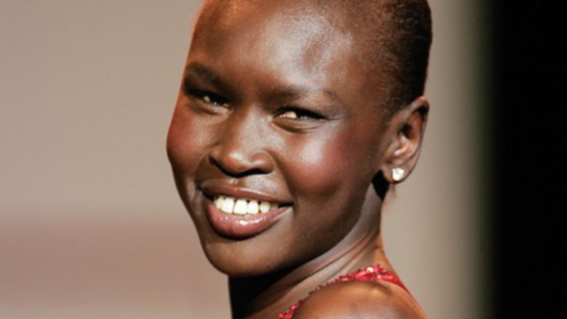 16. Alek Wek