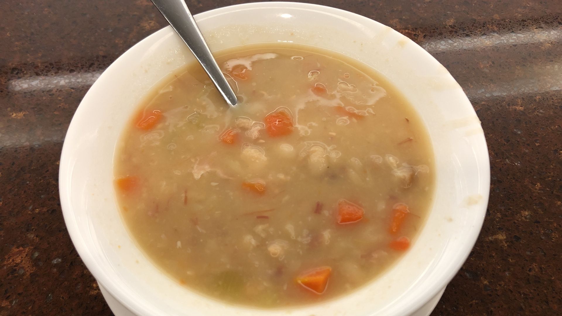 13. Soupe au jambon et aux haricots