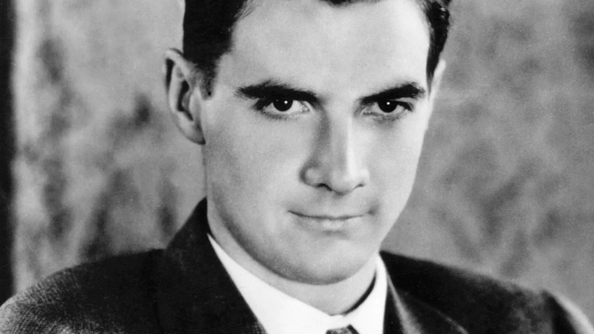 17. Howard Hughes