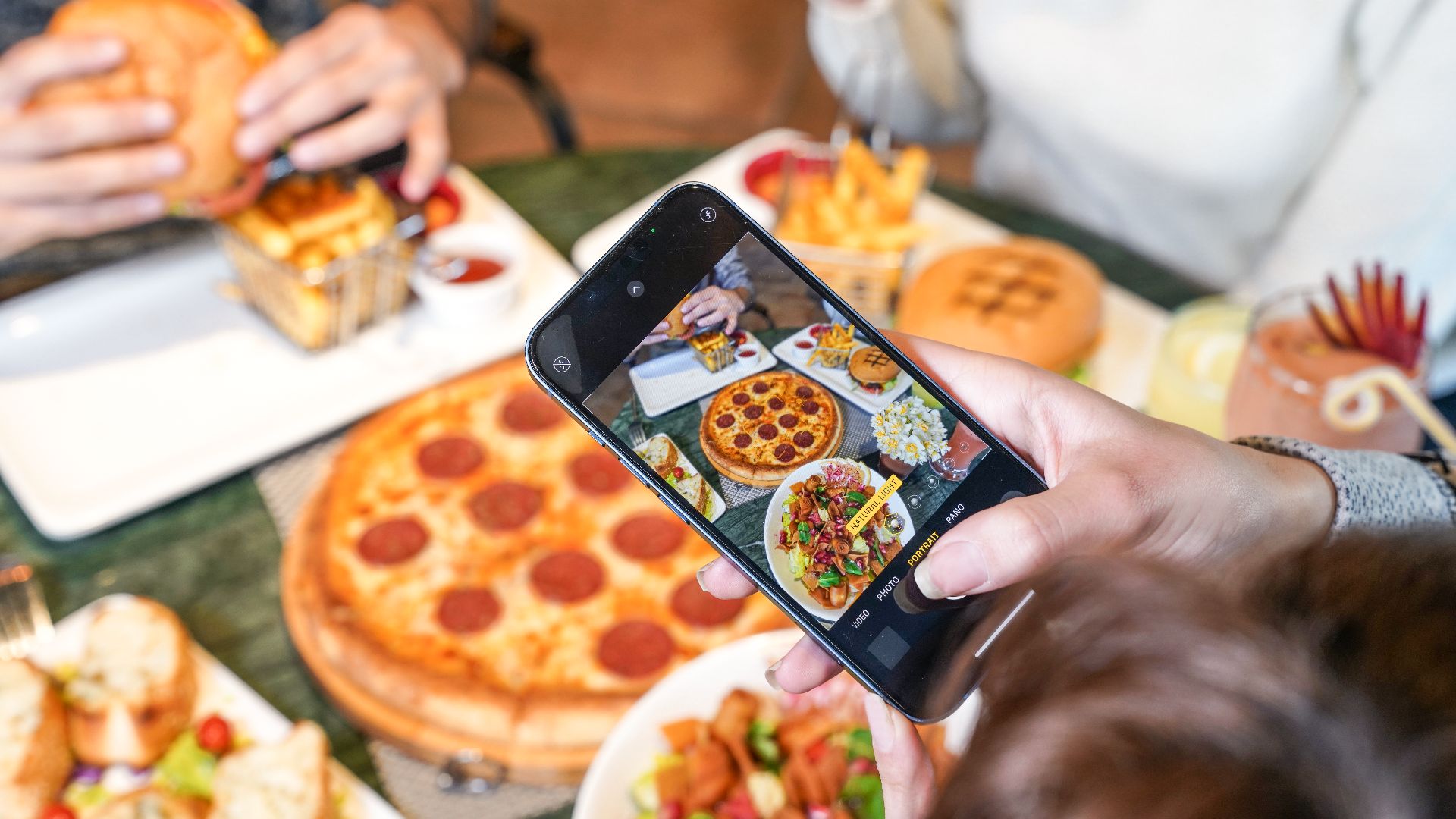 20 mauvaises habitudes que les jeunes acquièrent grâce aux réseaux sociaux