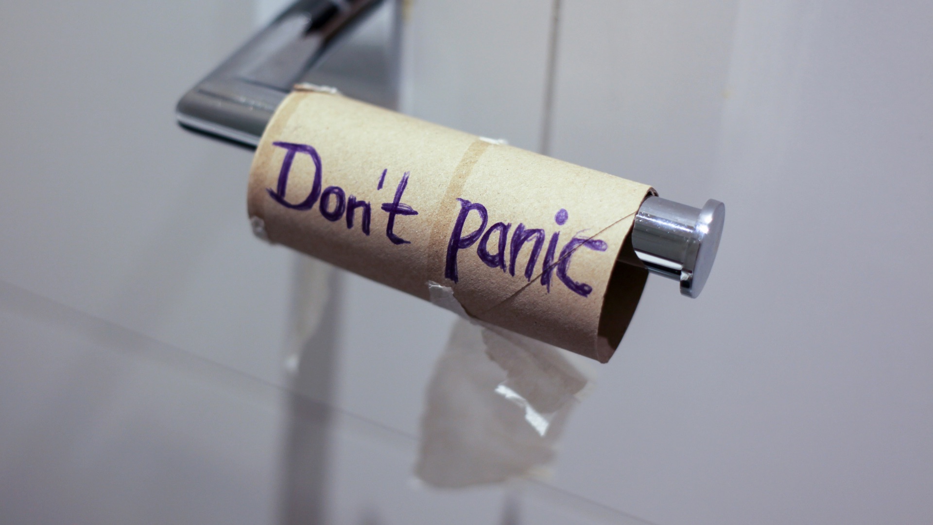 3. Distributeurs de papier toilette vides