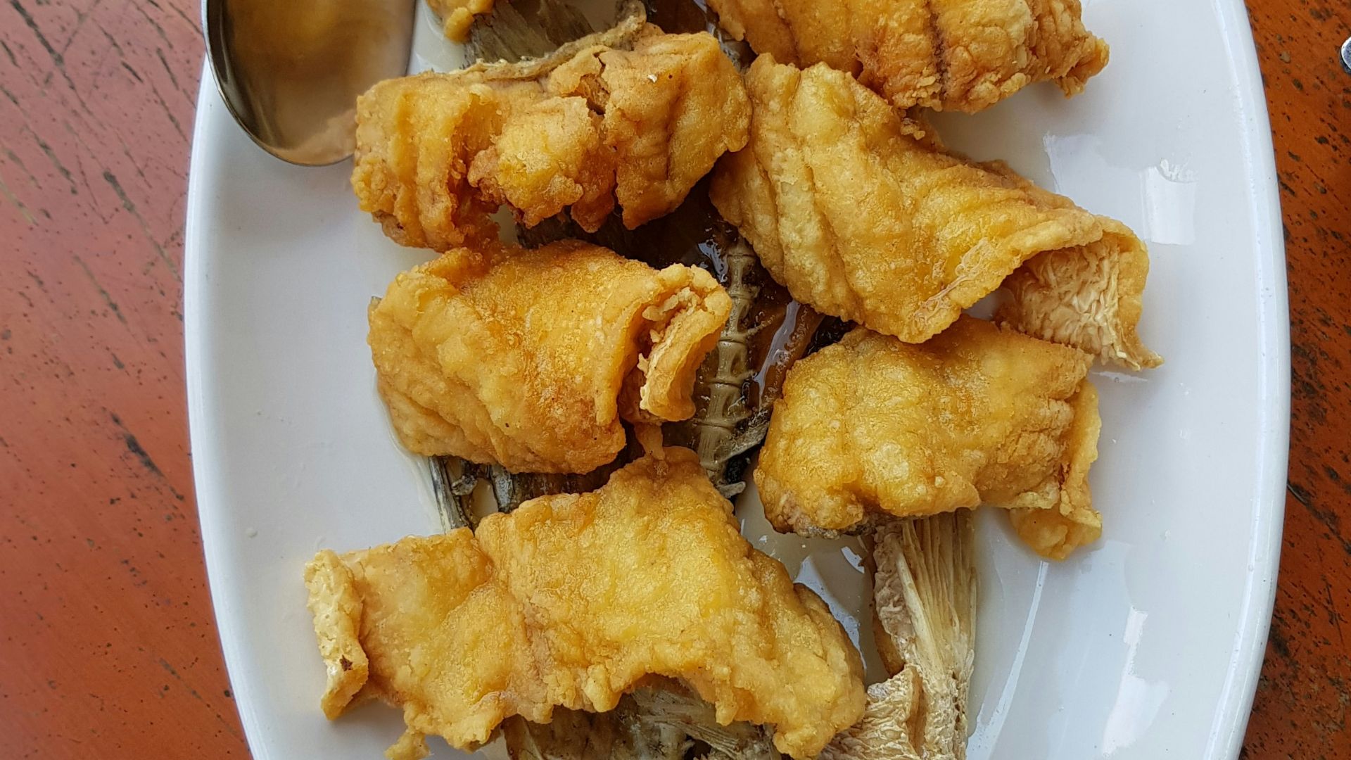 11. Pla Rad Prik : le poisson croustillant à la sauce pimentée