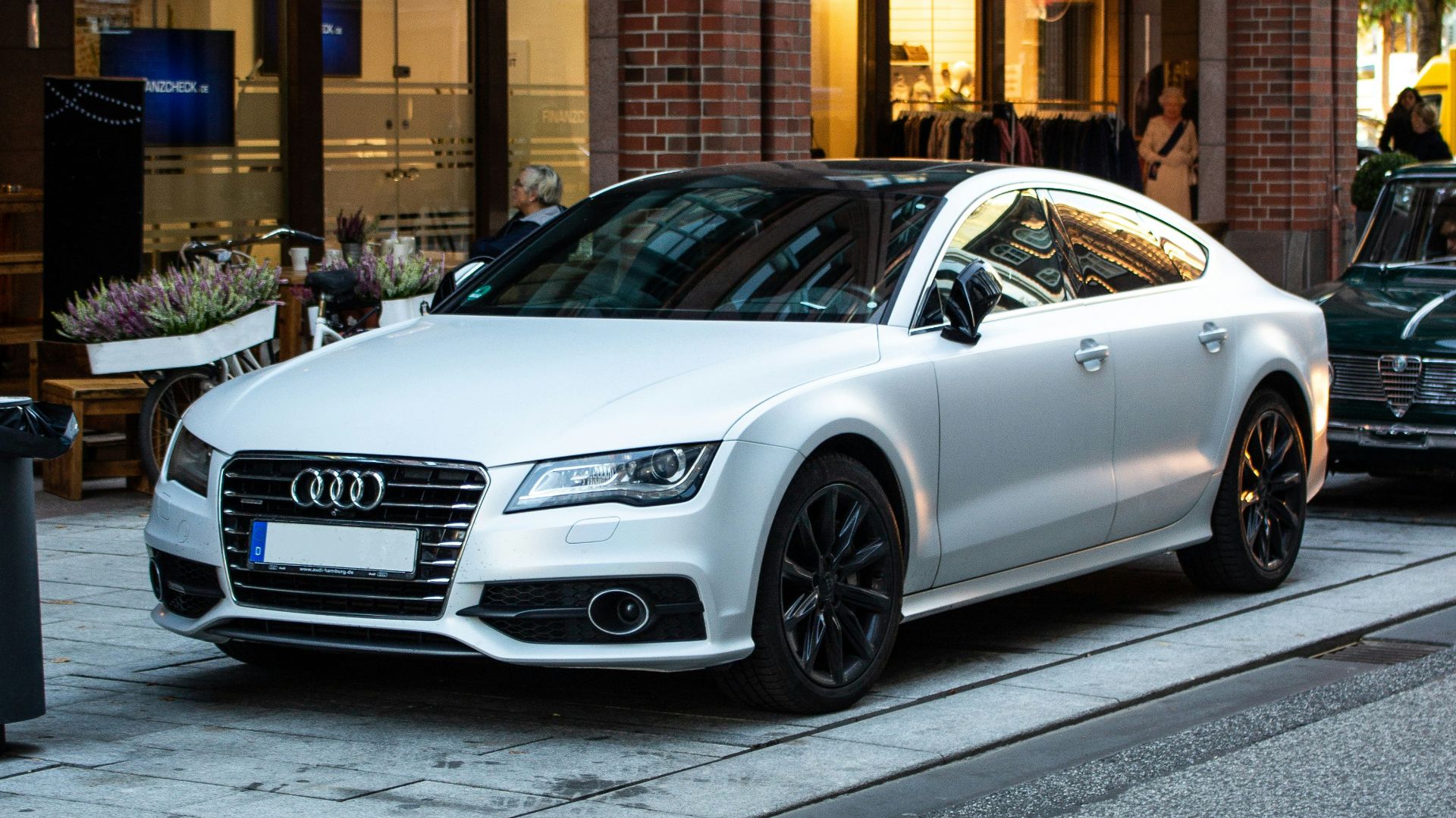 8. Audi A6