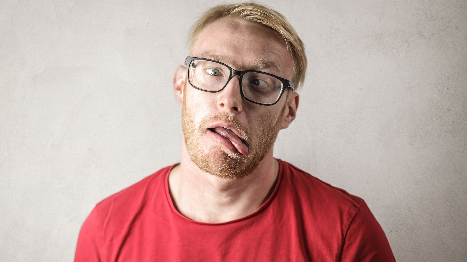 20 choses qui font paraître un homme immature d’emblée
