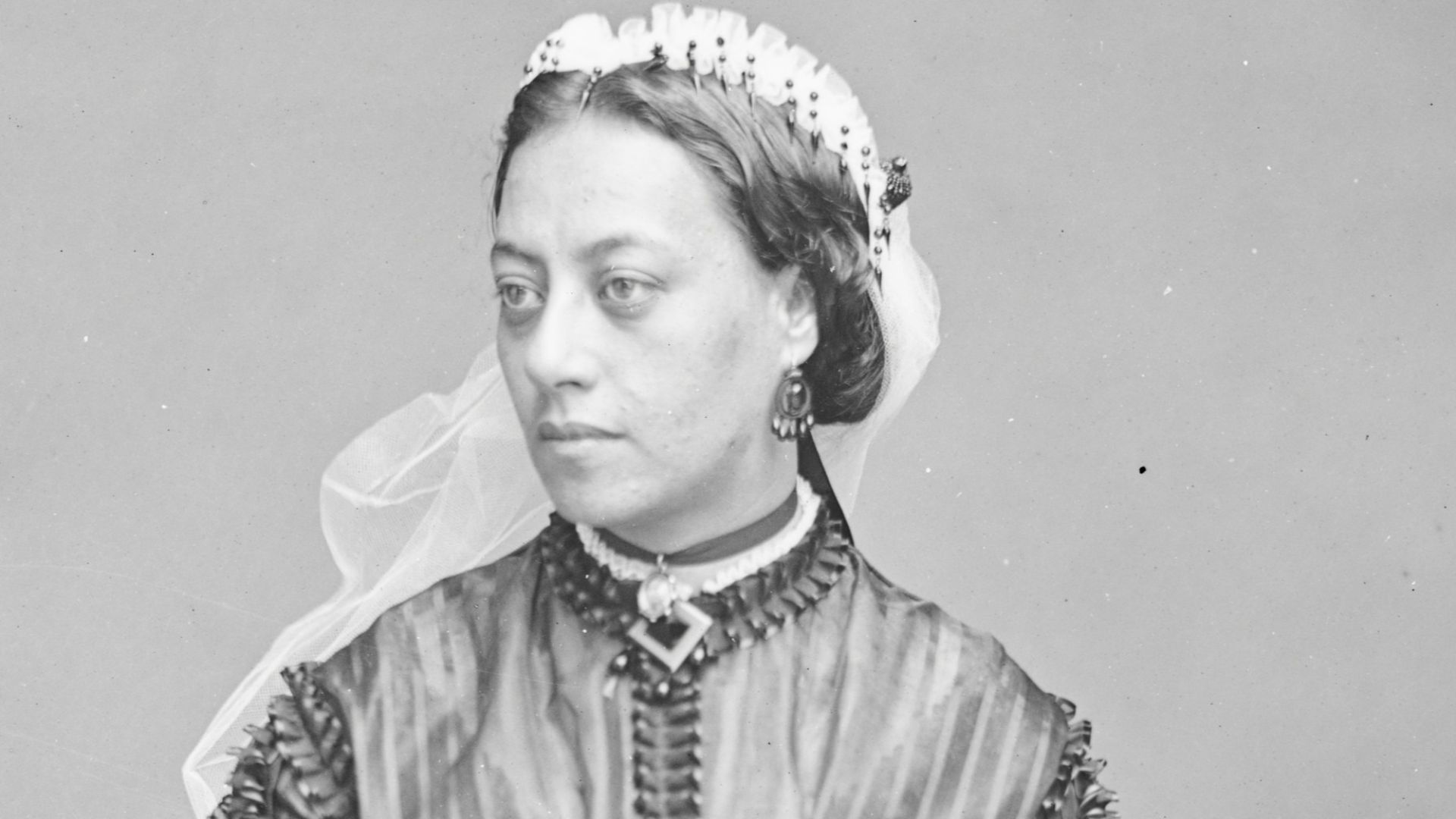 15. Agatha