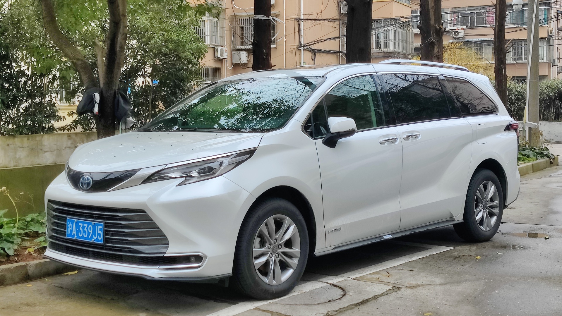 1. Toyota Sienna