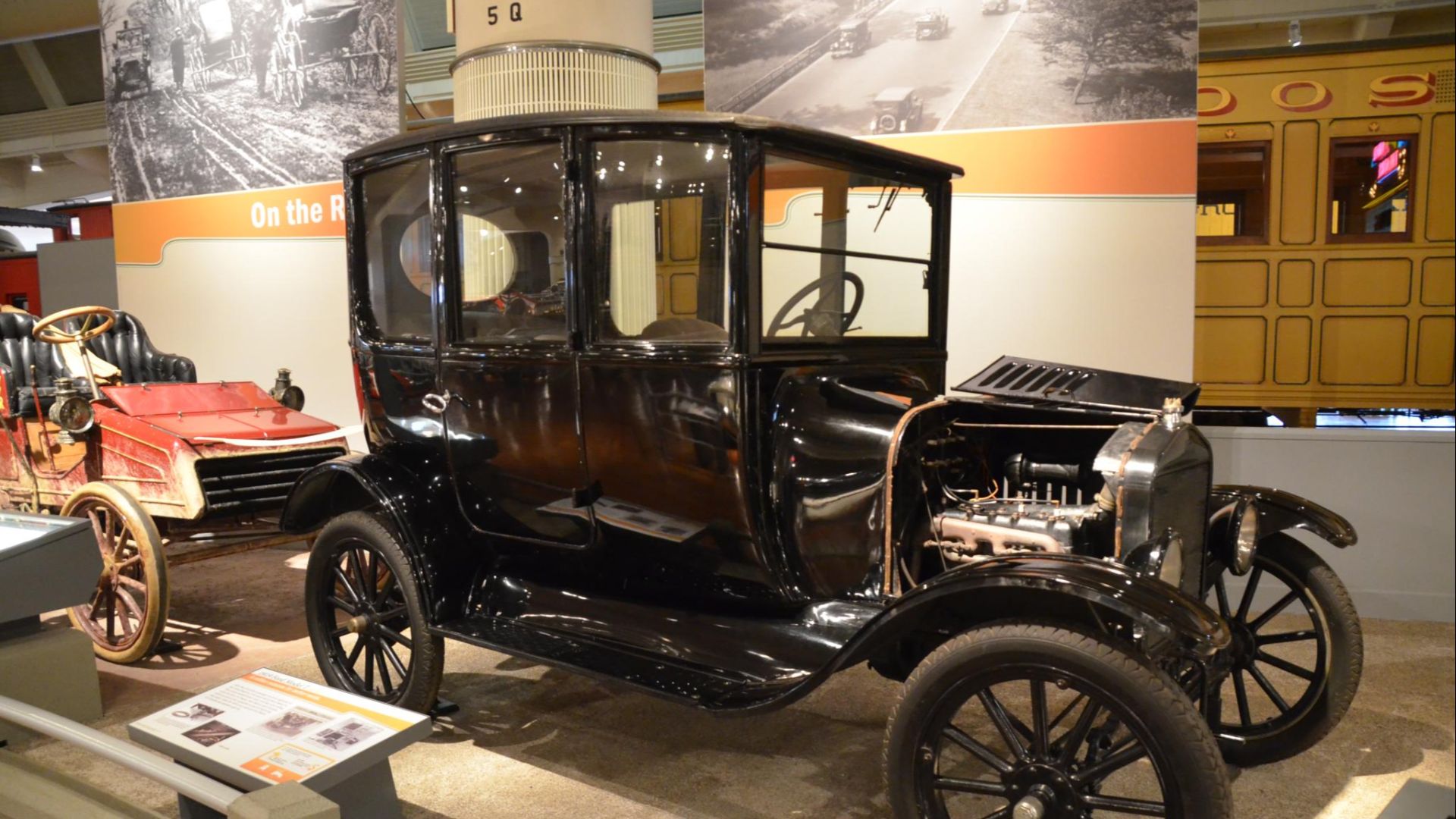 5. La première automobile produite en série