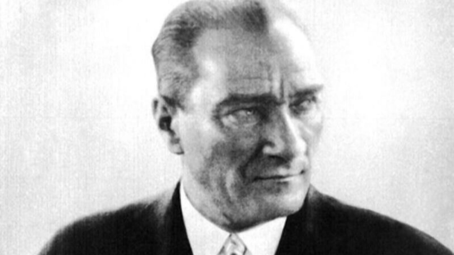 17. Mustafa Kemal Atatürk