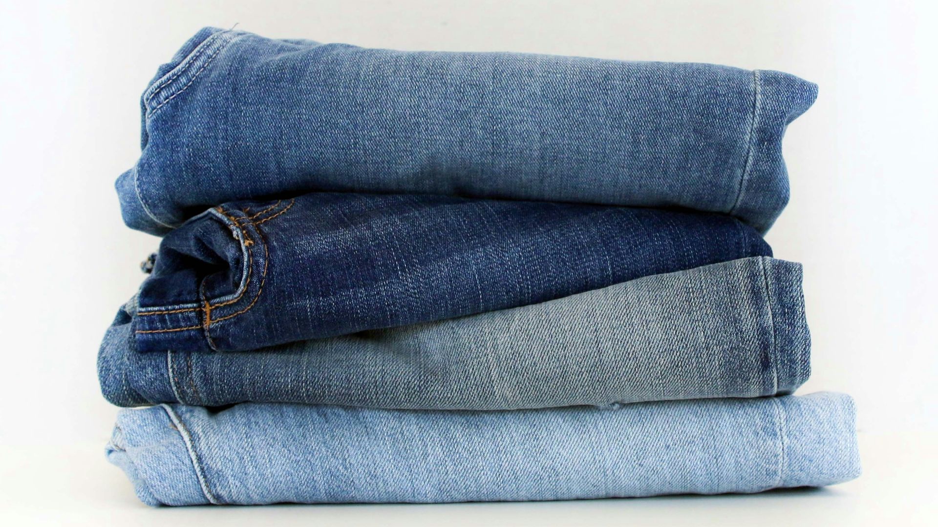 3. Le jean bleu comme vêtement de tous les jours