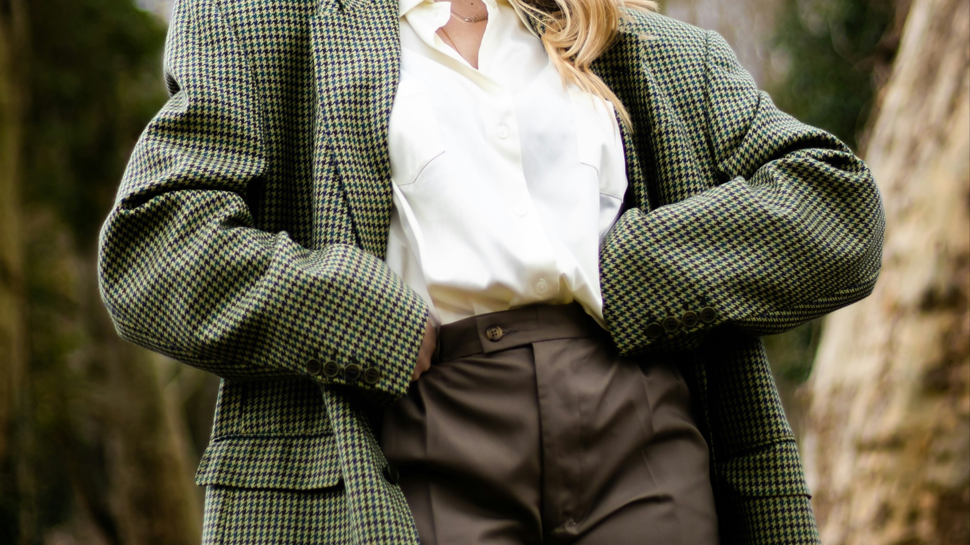 1. Porter une veste trop grande