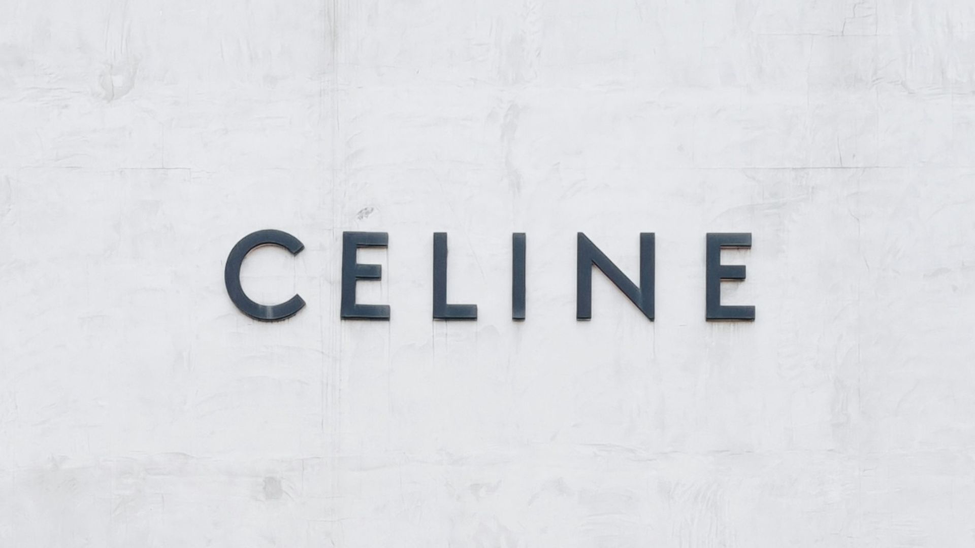 15. Céline Classique Triomphe
