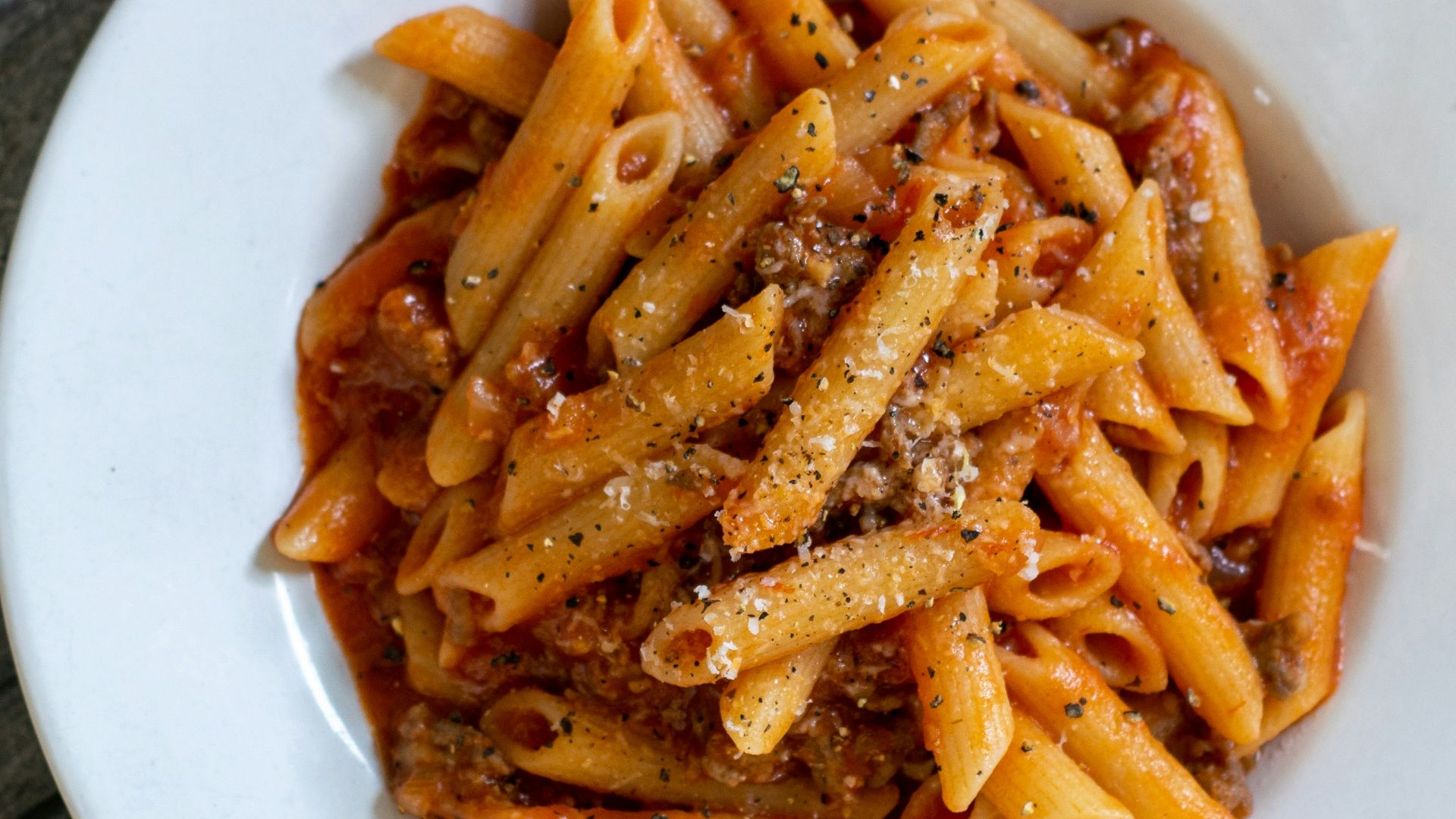 10. Penne à la vodka et à la saucisse