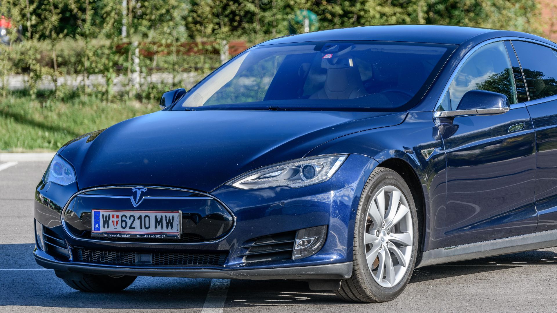8. Tesla Model S