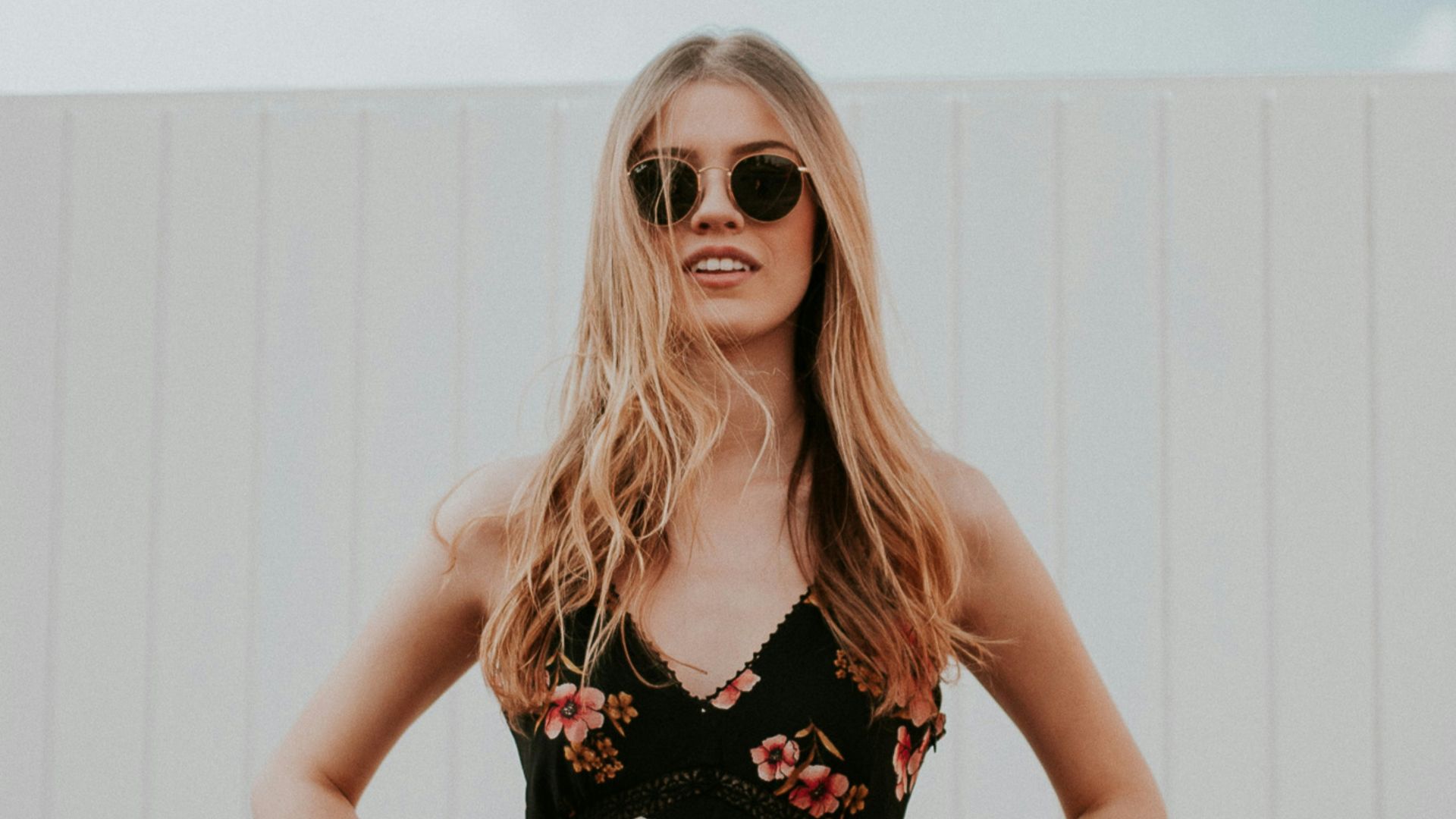 9. « Cette robe te donne l'air d'une femme qui a les moyens »