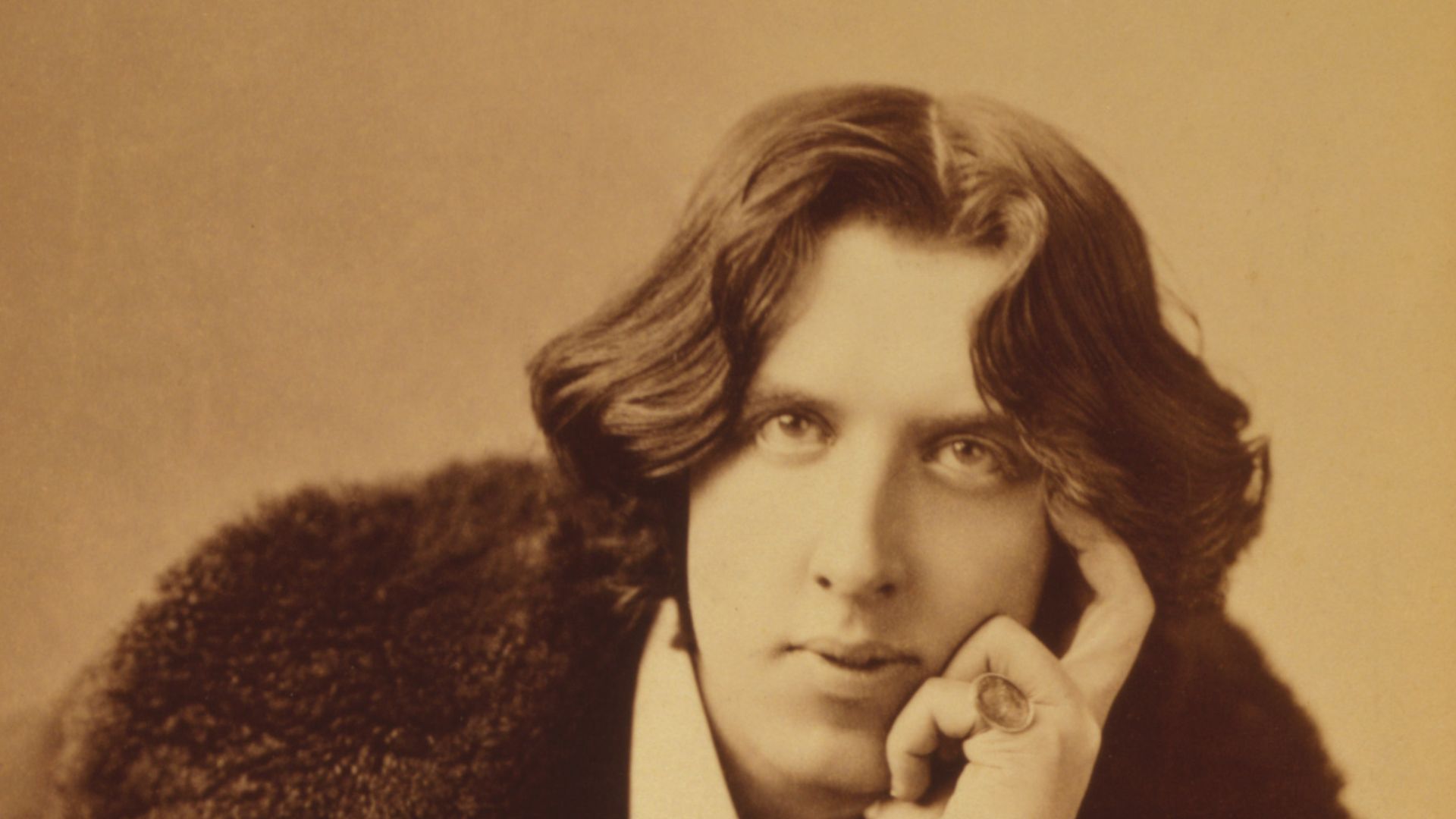 12. L'histoire des relations amoureuses méconnues d'Oscar Wilde