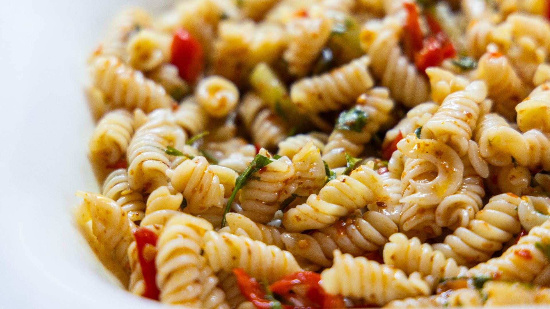 2. Salade de pâtes à la vinaigrette acidulée