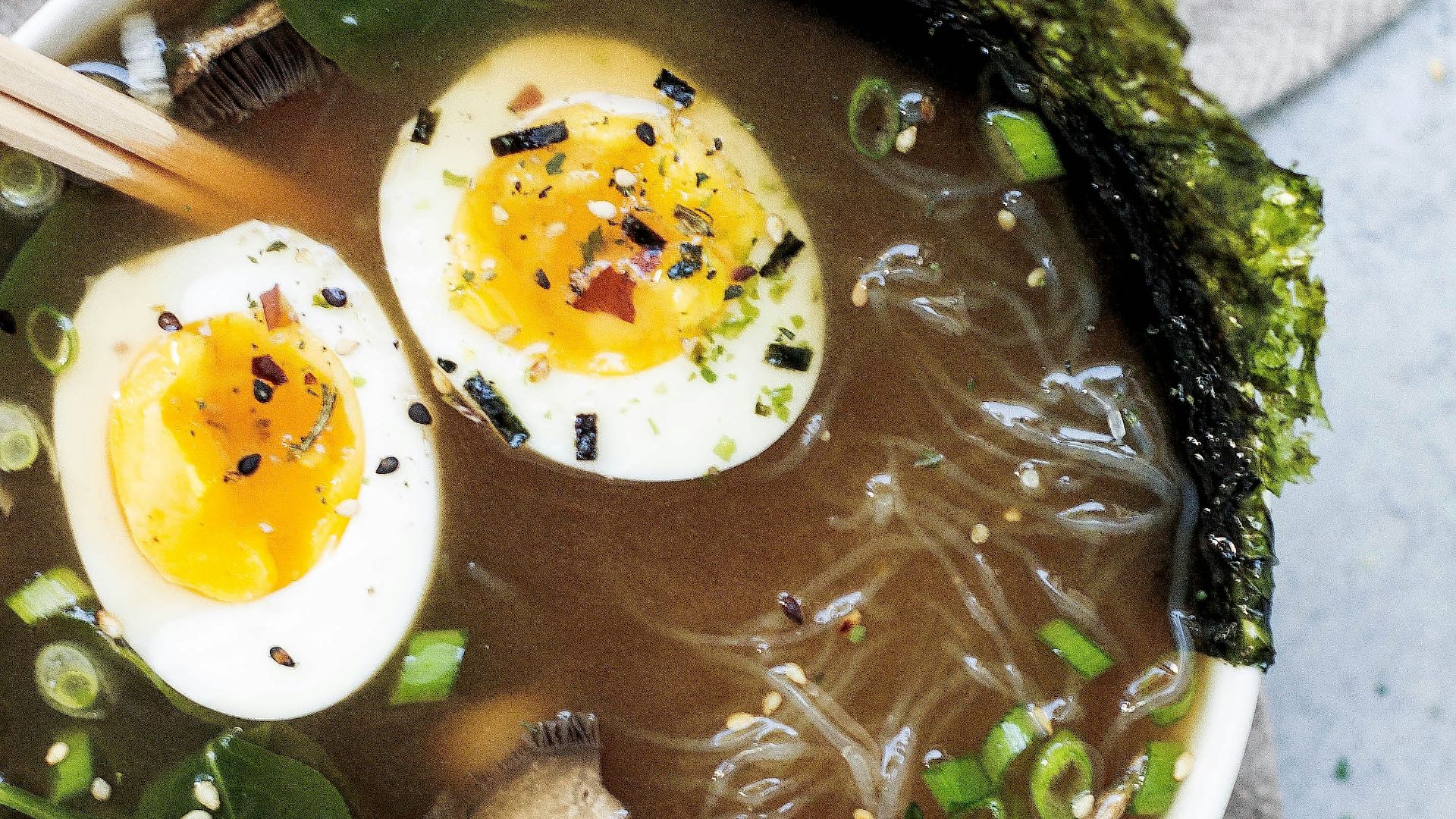 16. Bouillon d'os