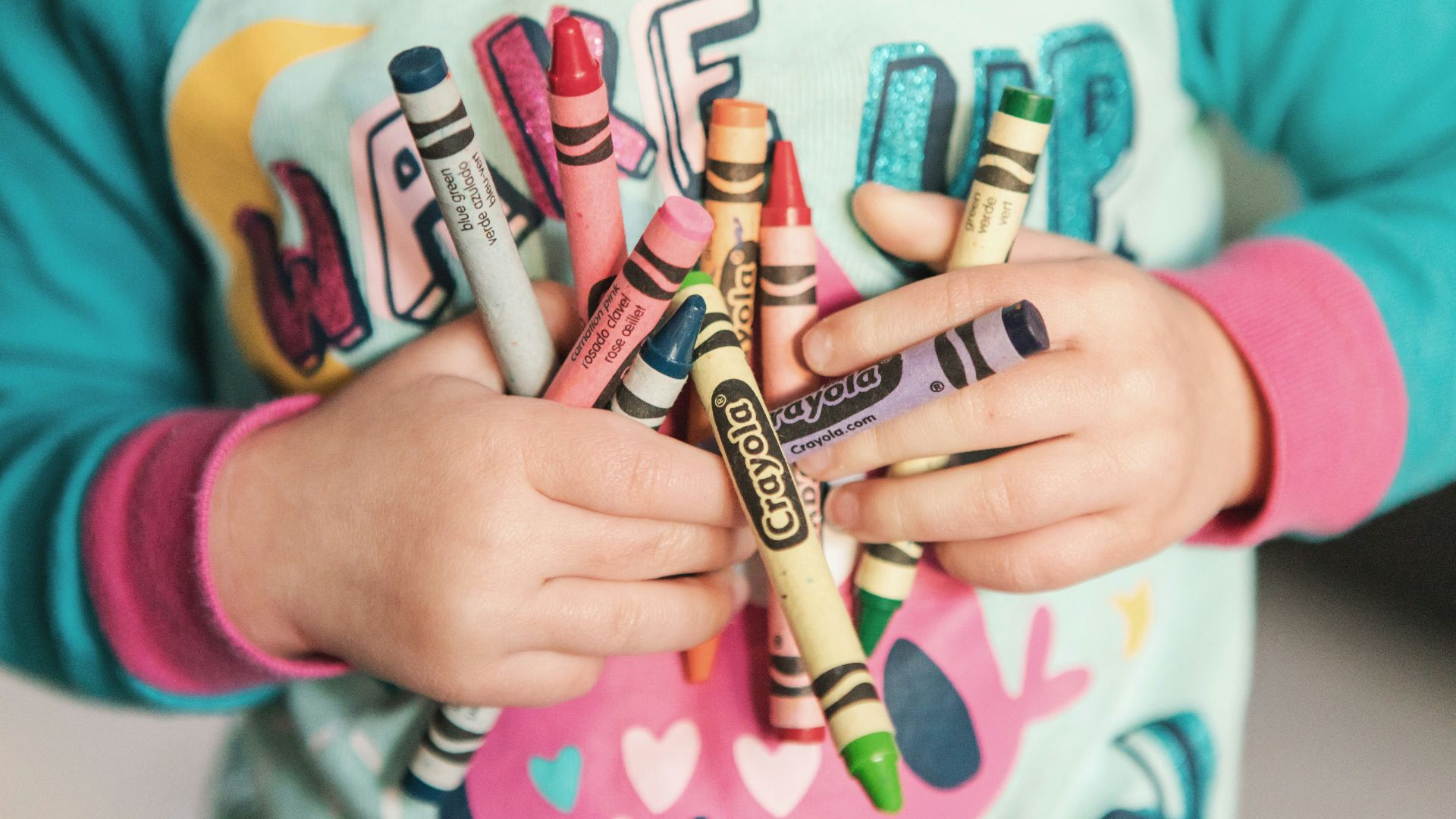 11. Crayons de couleur