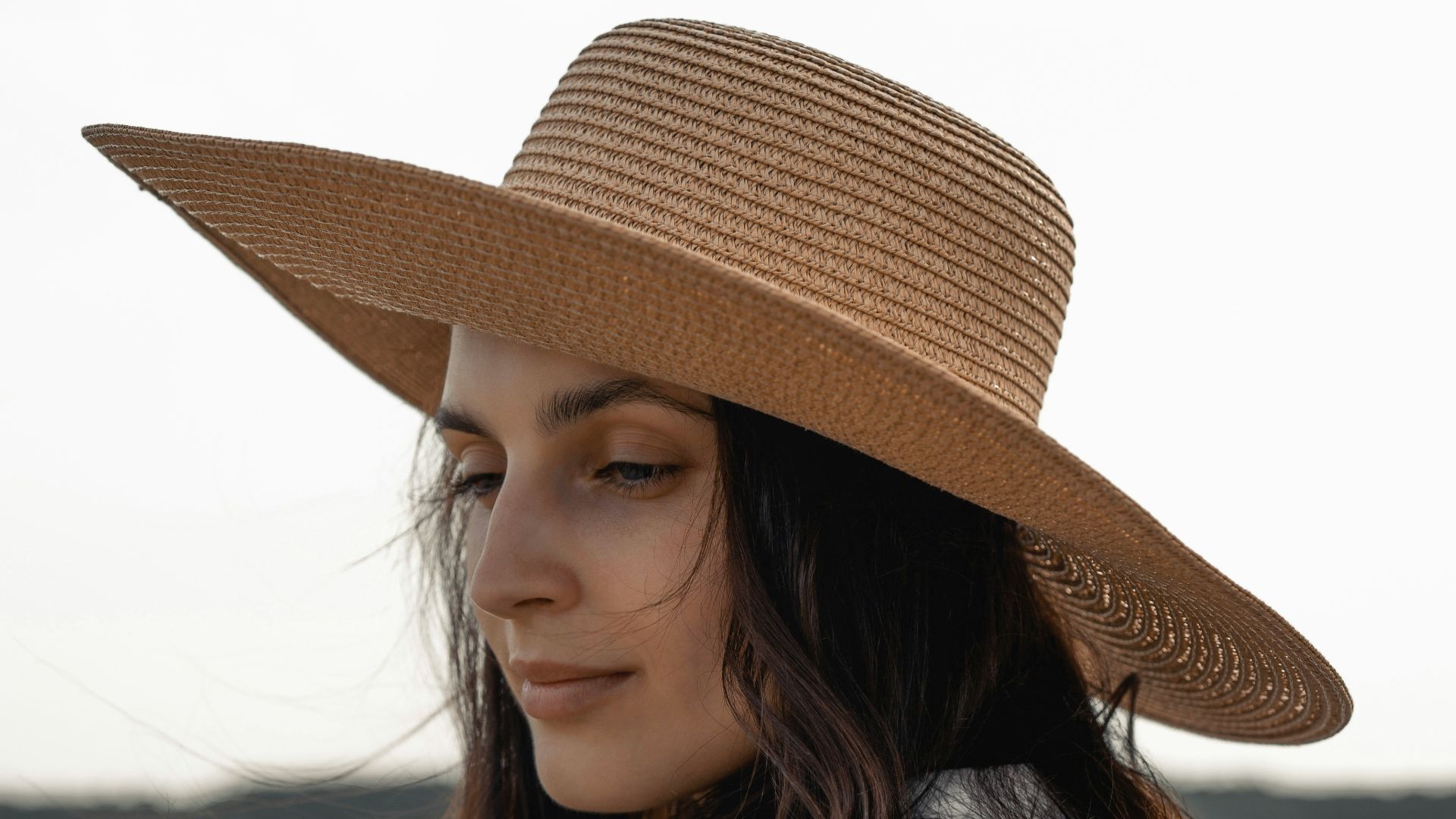 7. Le chapeau de soleil oversize