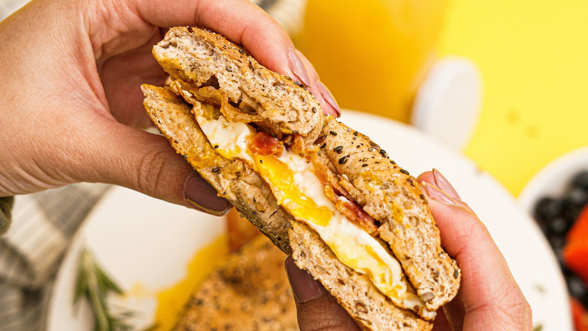 5. Sandwich aux œufs et au cheddar