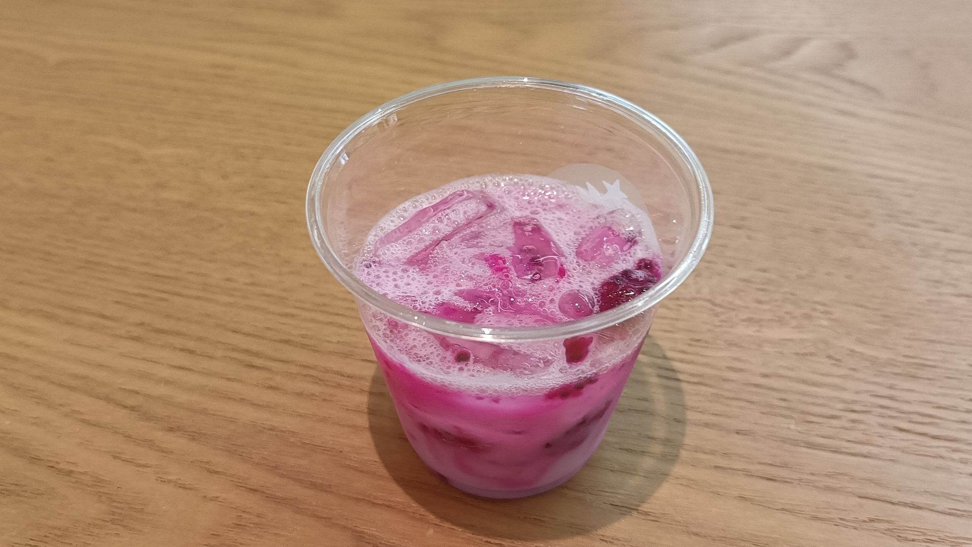 2. Boisson rafraîchissante aux fruits rouges et à l'hibiscus