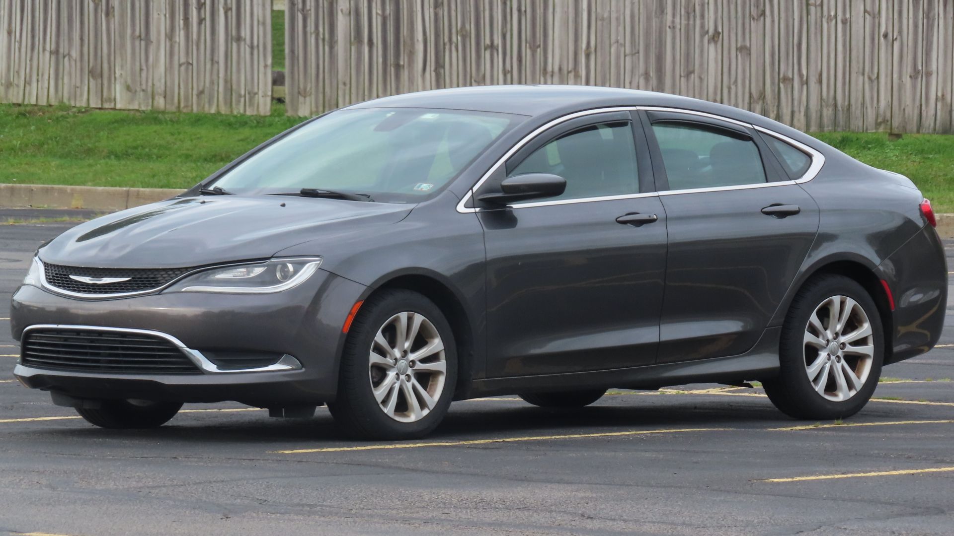 5. Chrysler 200