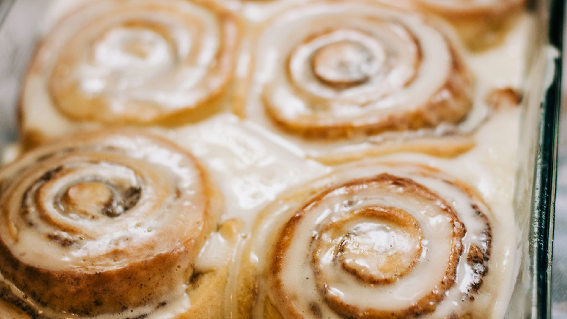 14. Brioches à la cannelle