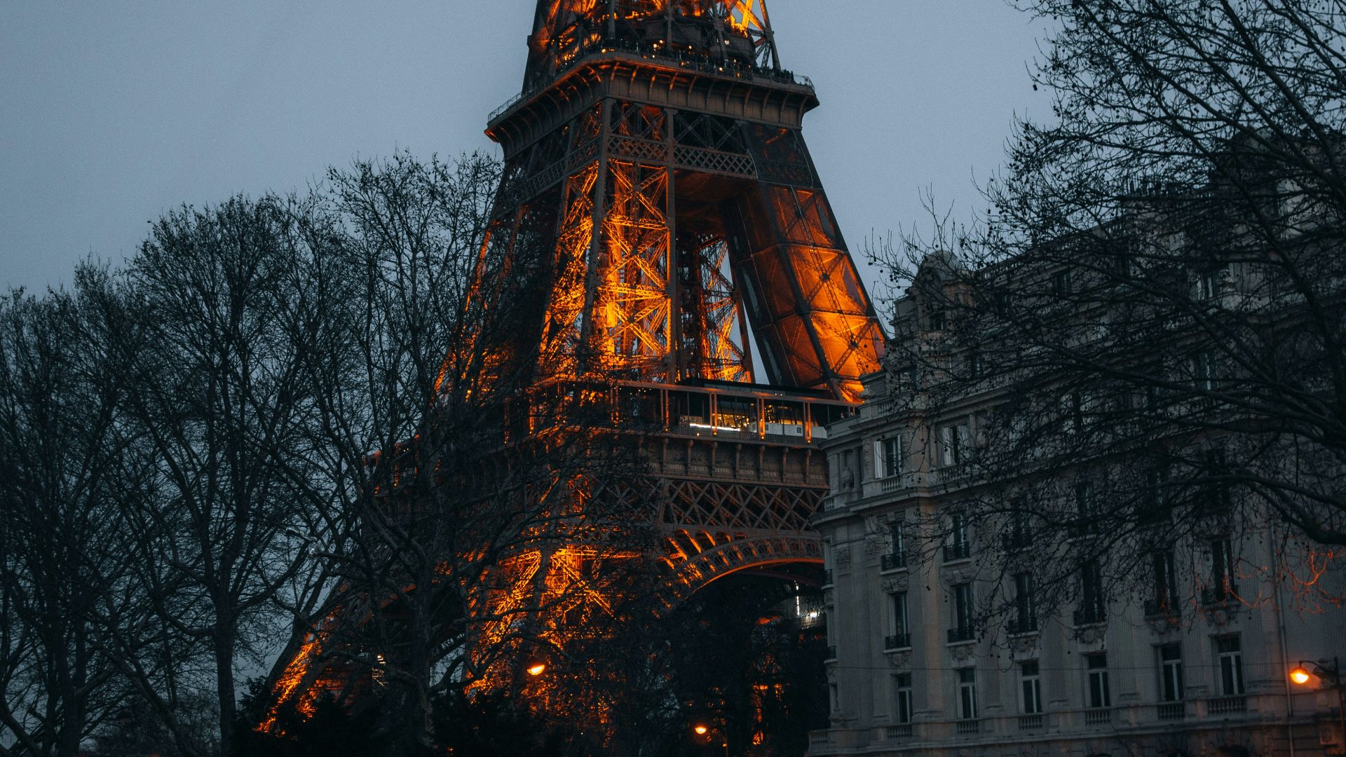 5. La voiture-carrosse spectrale de Paris