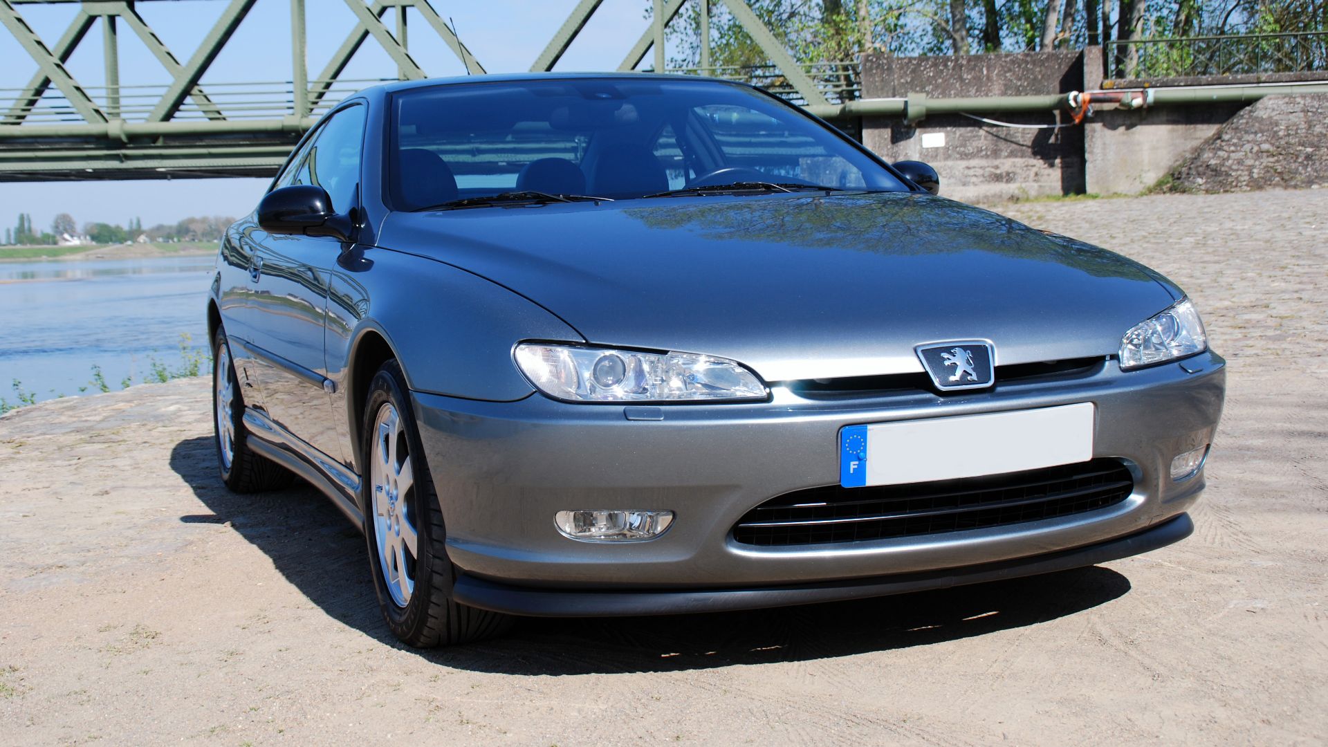 4. Coupé 406