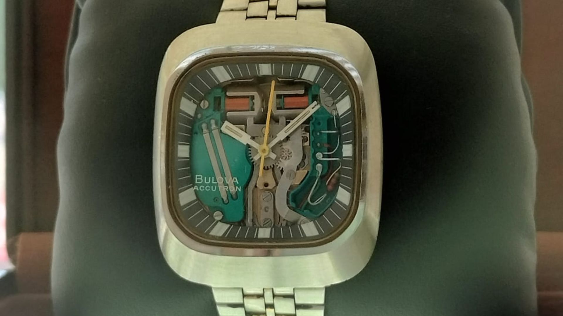 8. Une Bulova Accutron Spaceview