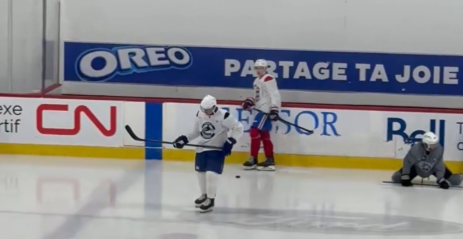 Brendan Gallagher will play hockey with several Canadiens players tonight