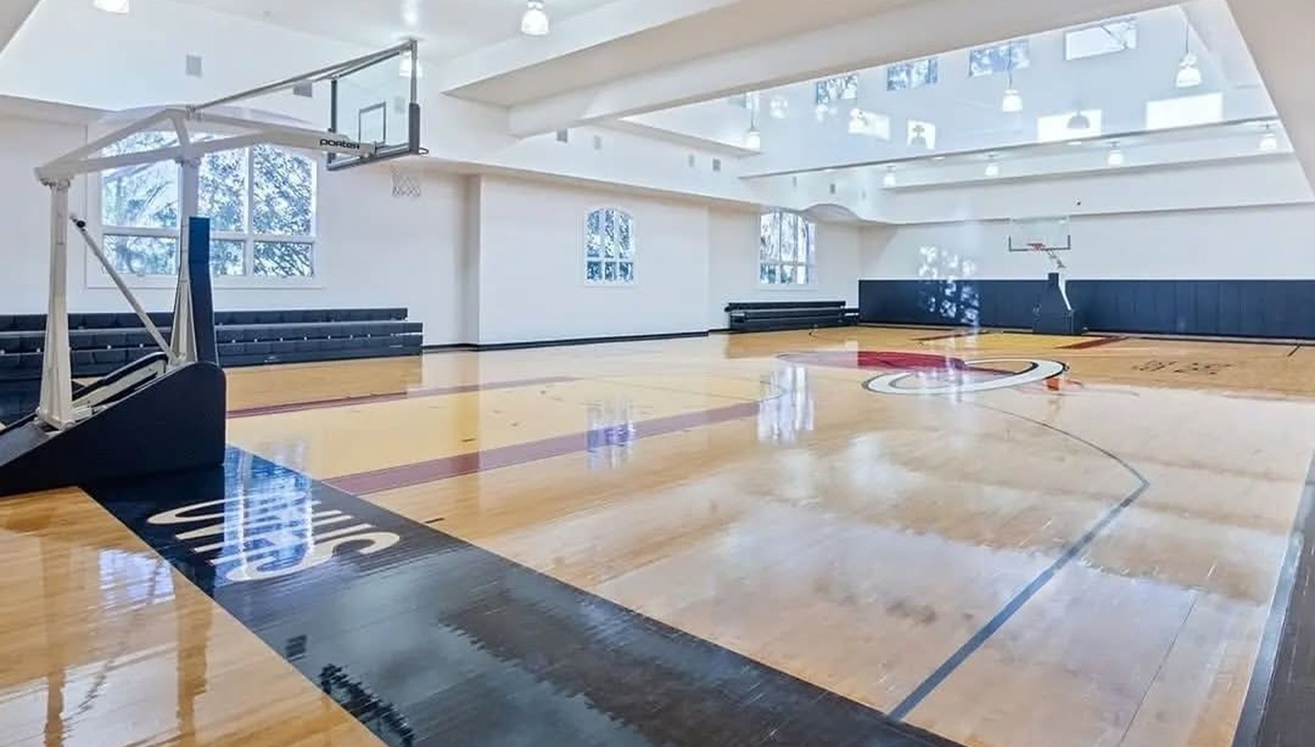 A basketball court worthy of a legend