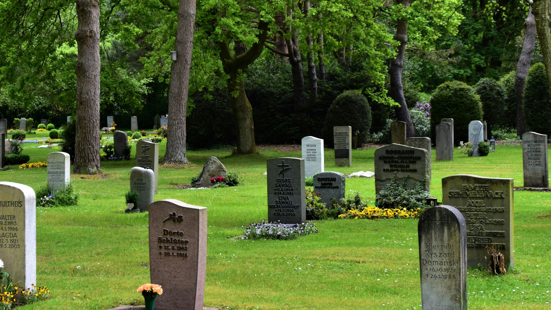 4. Le cortège funèbre respecte un protocole strict
