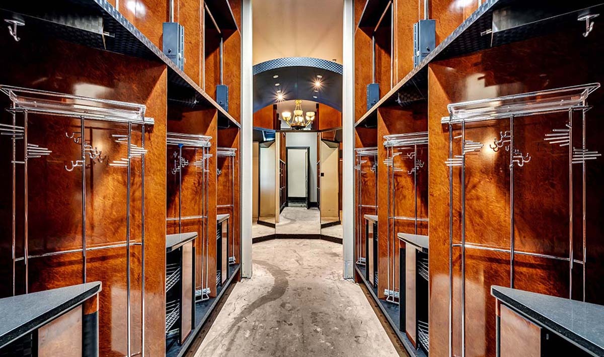 The Huge Wardrobe