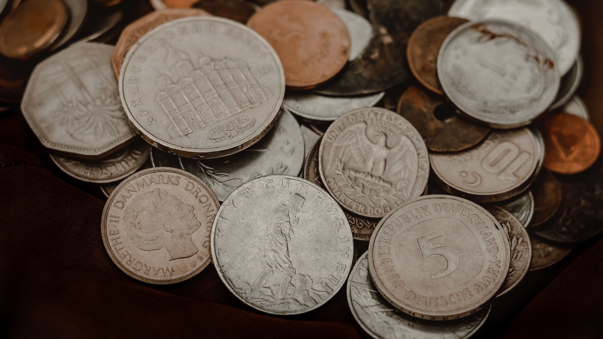 17. Des pierres ou des pièces de monnaie pourraient empêcher un cadavre de mâcher