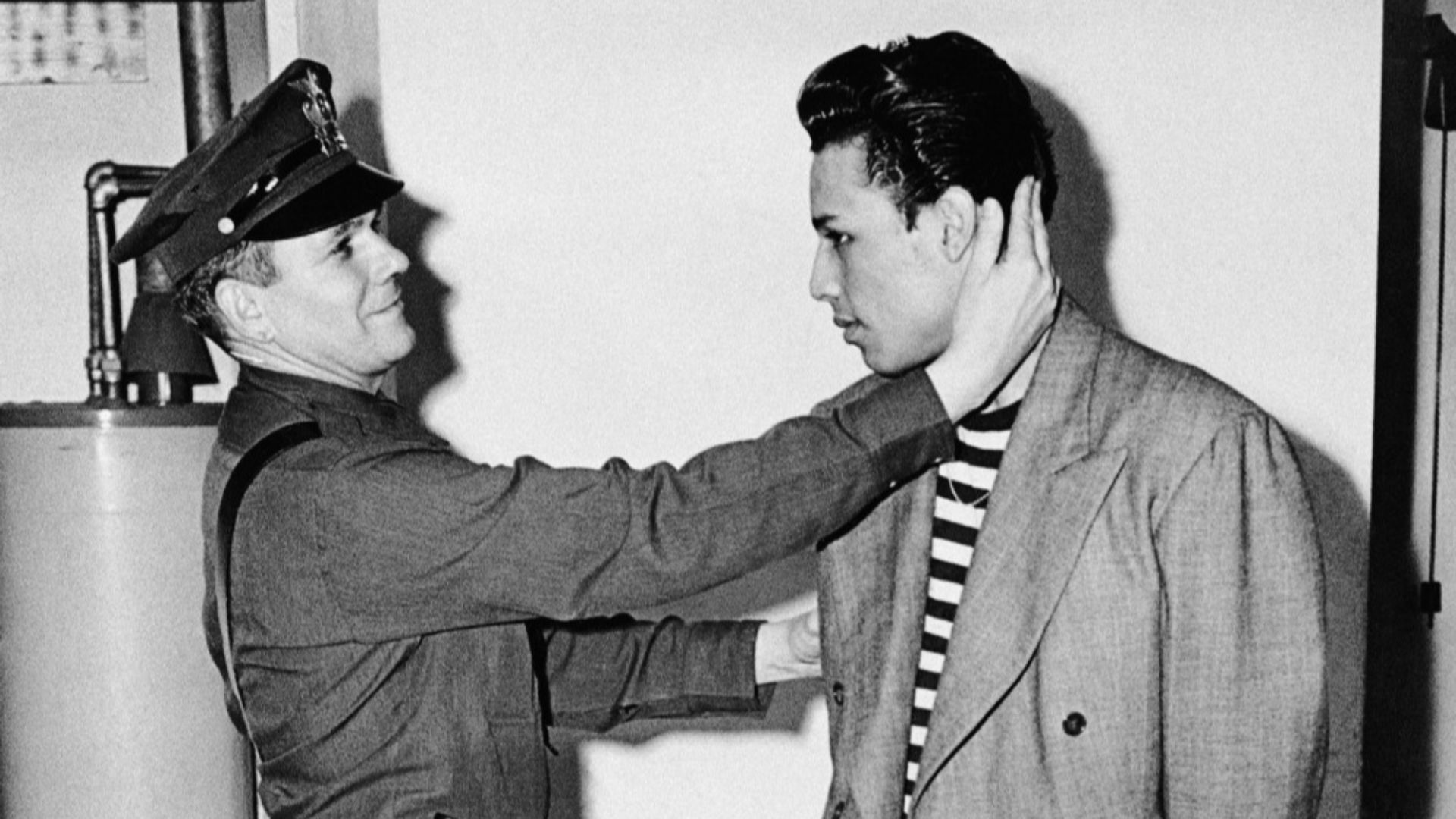 11. Les émeutes des « zoot suits »