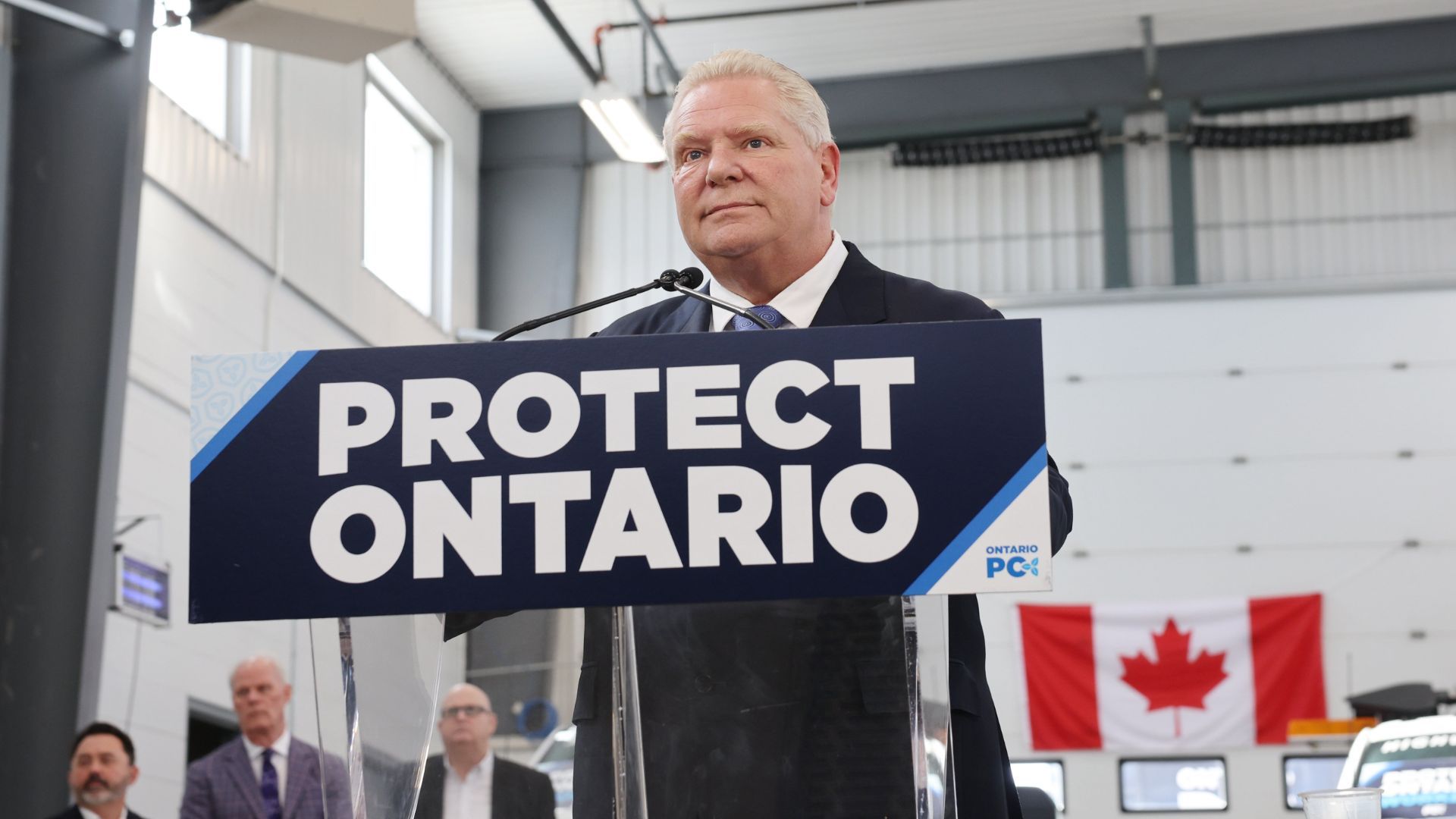 L'Ontario menace de prendre des mesures dans le domaine de l'énergie