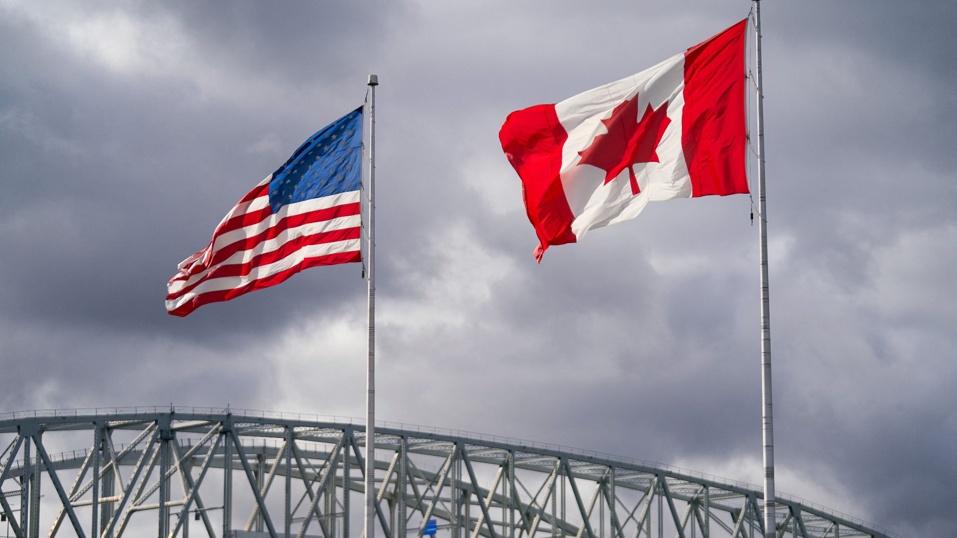 Trump rejette l'argument de pression avancé par le Canada