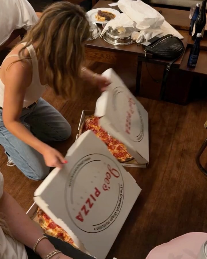 La traditionnelle pizza après le spectacle