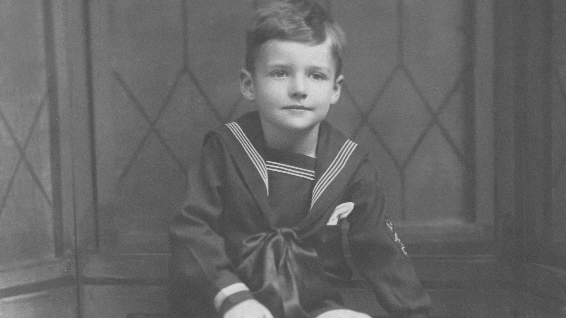 12. Robert