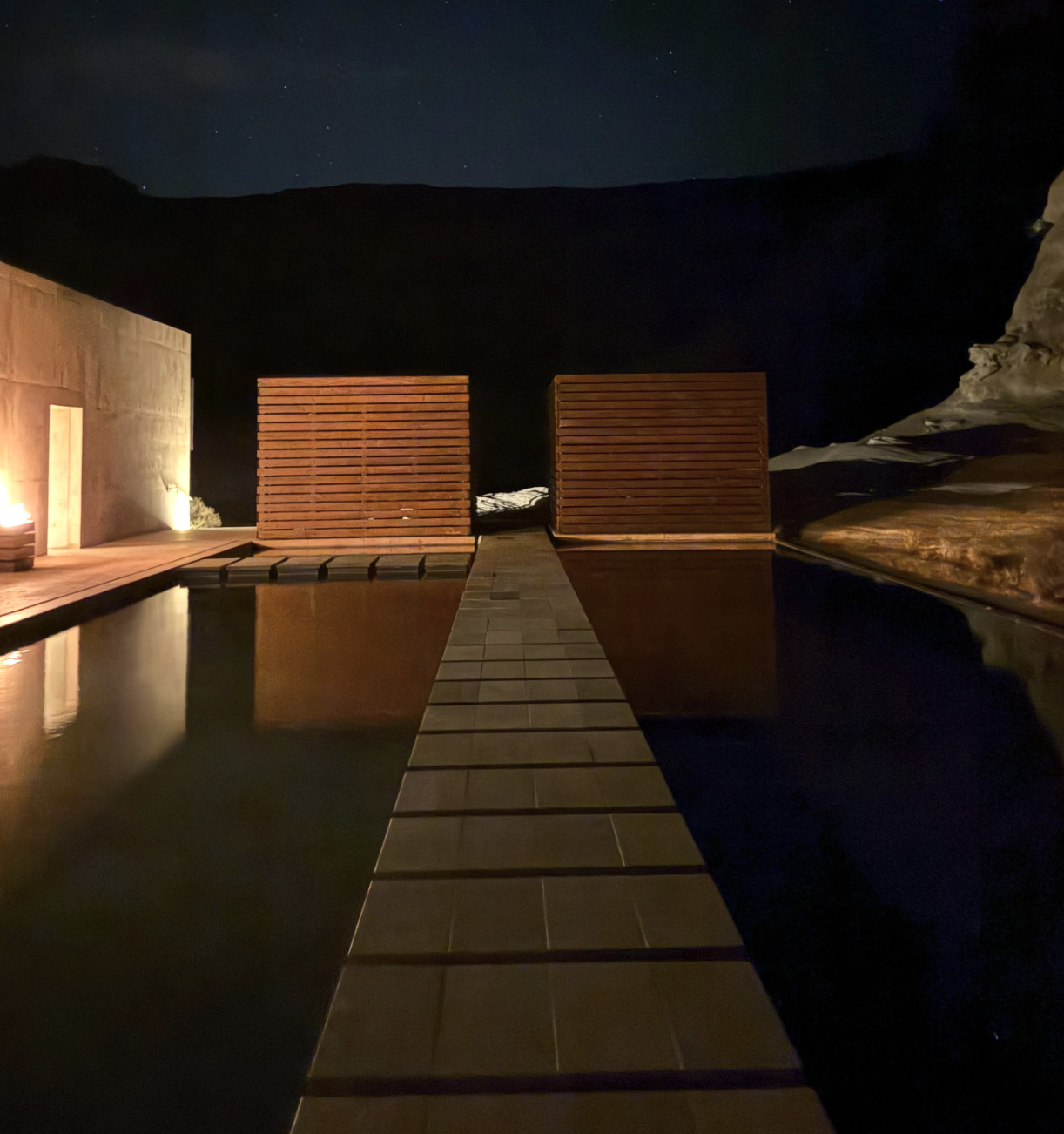 Le décor nocturne d'Amangiri