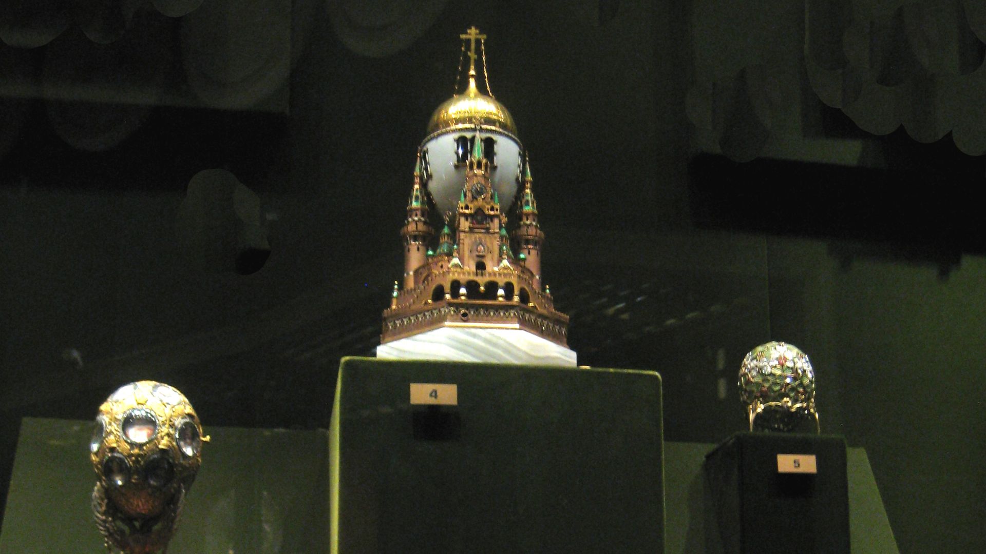 12. Les œufs Fabergé impériaux disparus